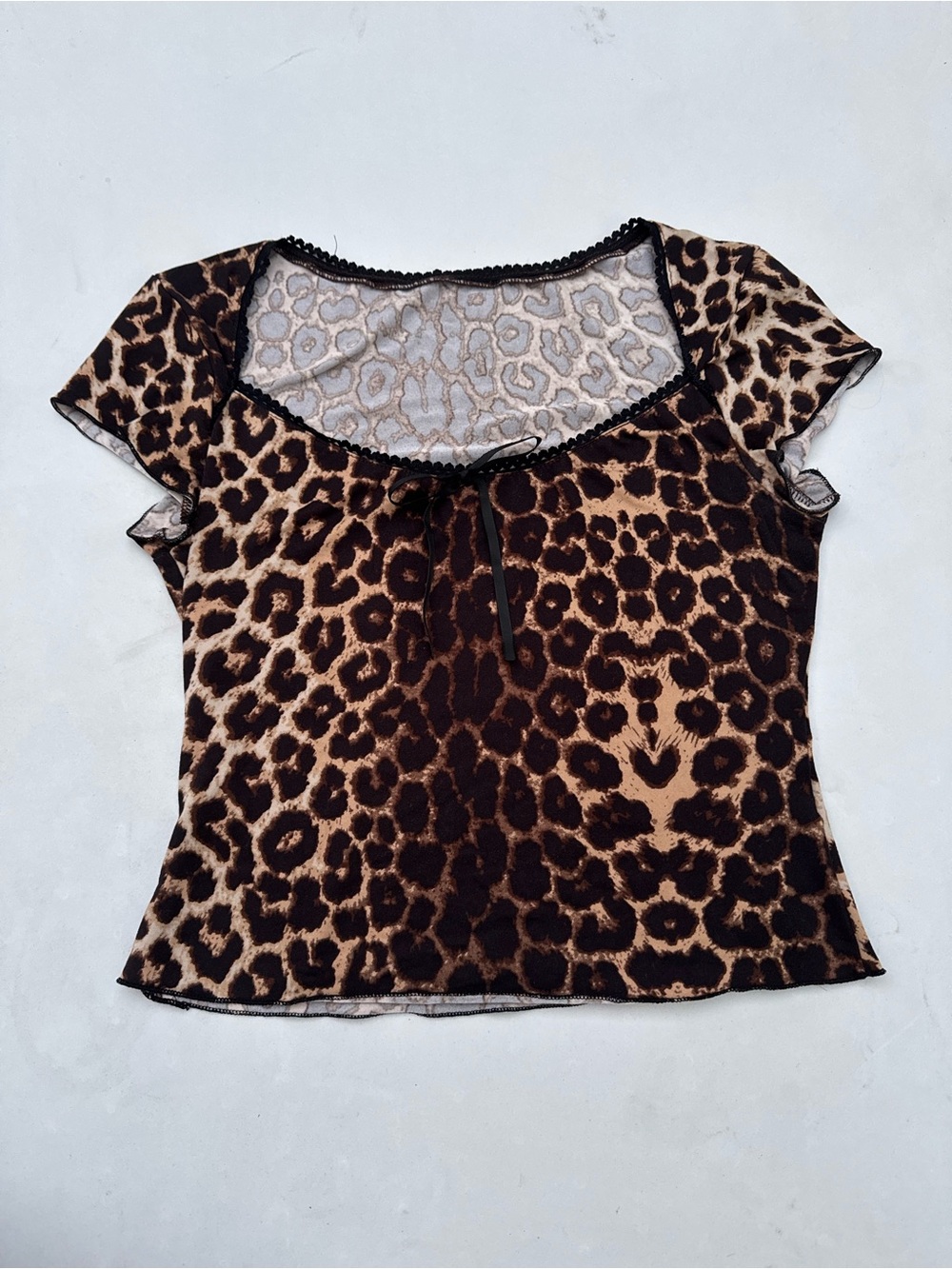 SHEIN: Women’s Leopard Print Scoop Neck Short Sleeve Pullover Bow Tee, L